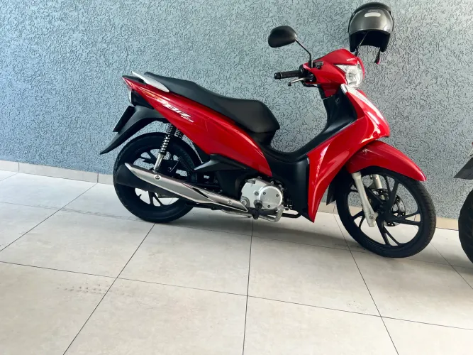Honda biz impecável