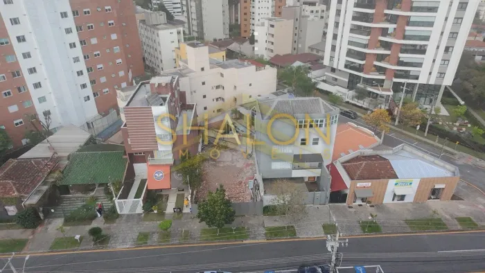 TERRENO ZR4 VENDA JUVEVÊ - 182,30 m² - Próximo ao Couto Pereira