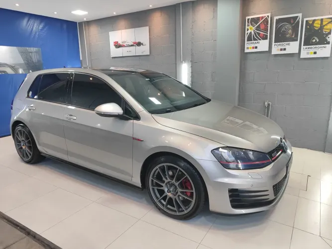 Volkswagen Golf GTI 2.0 TSI 220cv Aut. 2015