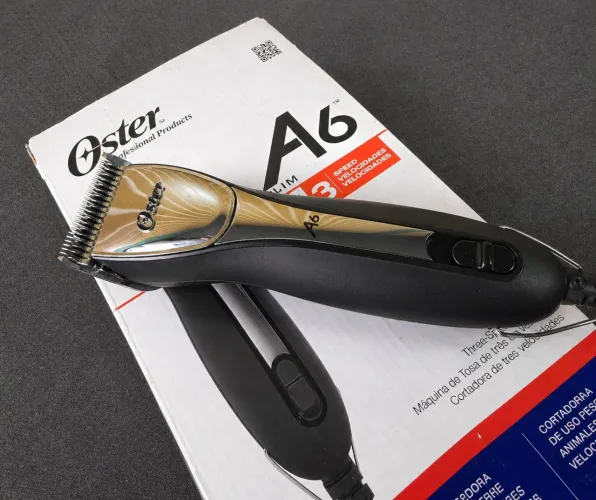 Maquina de tosa Oster A6 profissional