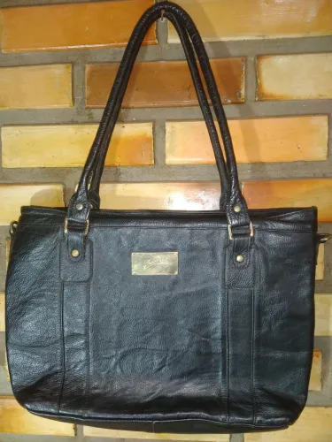 Bolsa em couro Bootco