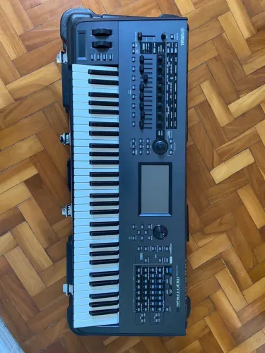 Teclado Yamaha Montage 6