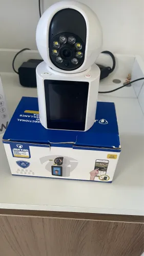 Câmera de segurança com visor chamada de vídeo 