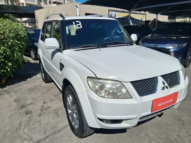 Mitsubishi Pajero TR4 2.0 Flex 16V 4X2 Aut. 2013