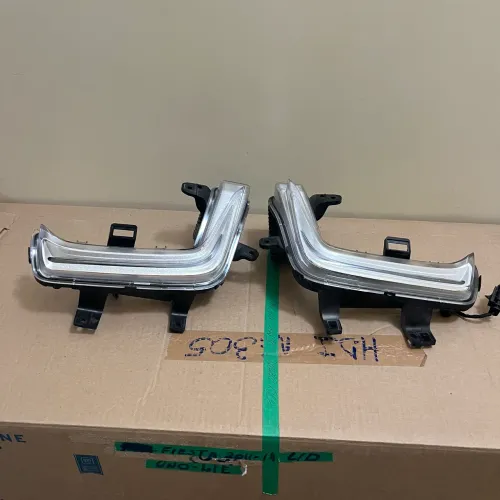 PAR DE MILHAS LED/ DRL DIURNO GM. TRACKER