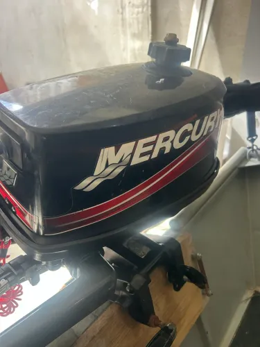 VENDO MOTOR DE POPA MERCURY 5HP