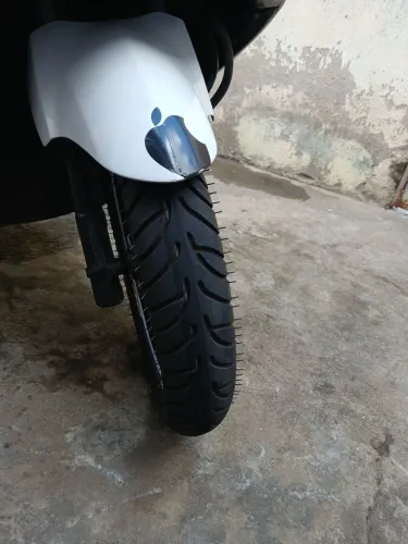 Vendo uma pcx 2015 emplacada toda em dias
