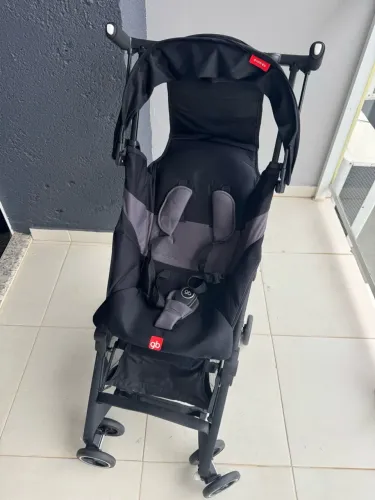 Carrinho De Bebê Gb Gold Pockit+ All-terrain Velvet Black ( compacto)