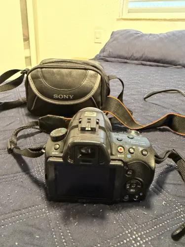 Câmera Sony Alpha a37