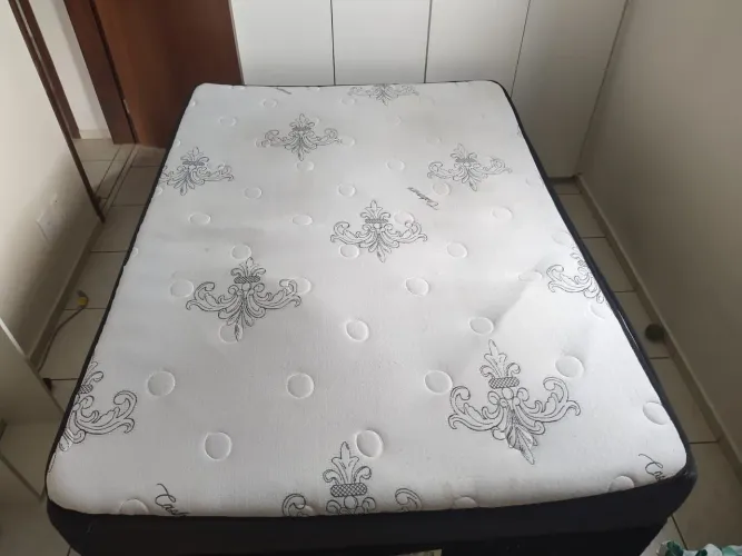 Cama box casal + colchão + cabeceira
