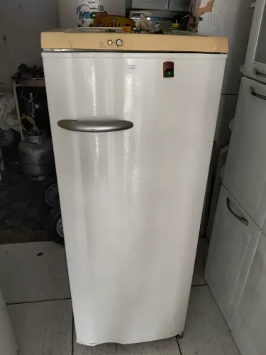 Geladeira entrega e garantia 