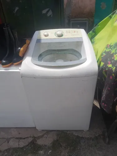Máquina de lavar modelo Consul 