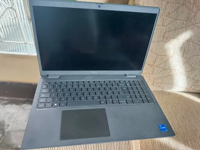 Notebook Dell, i5-1135g7, 16gb de ram, 240 ssd 
