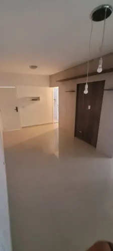 Imóvel para aluguel com 90 metros quadrados com 4 quartos