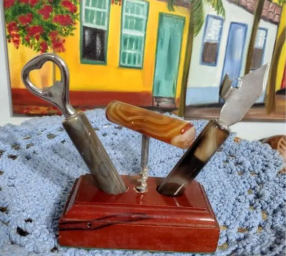Jogo de abridor de garrafas  abridor de latas e saca rolhas com cabos em ágata 
