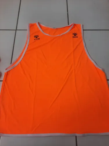 Kit com 19 coletes Onza