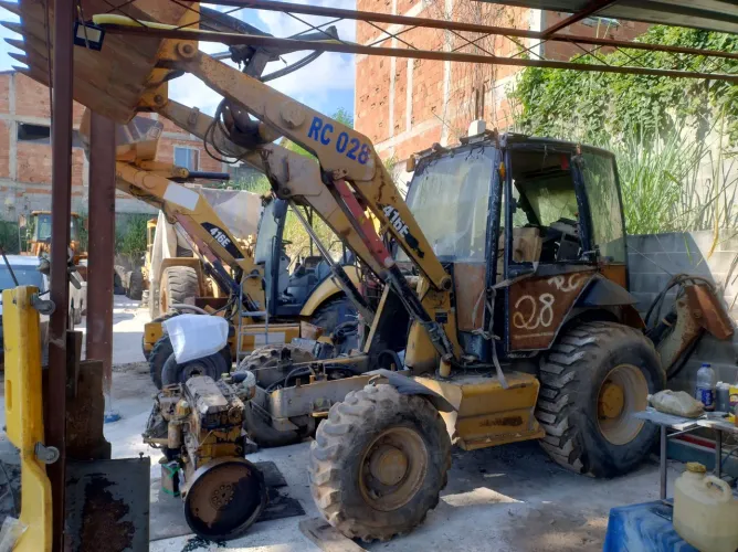 Peças retroescavadeira 416E Caterpillar 