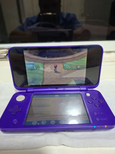 New Nintendo 2DS XL Purple + Silver