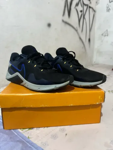 Tênis de vôlei Nike