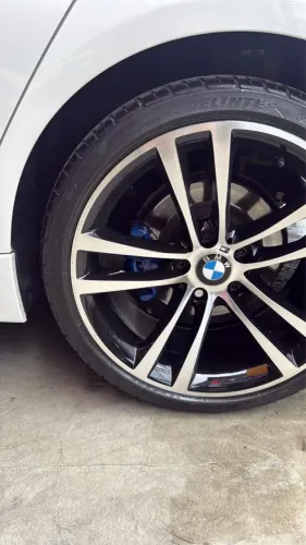 Jogo de rodas BMW aro 18 semi nova