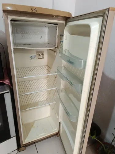 GELADEIRA ELECTROLUX