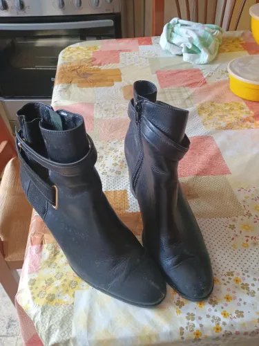 Bota Corello, número 36