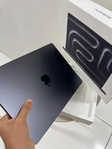 MacBook Pro M3 512GB | Completíssimo | Space Gray 
