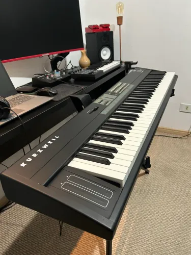Kurzweil SP76 