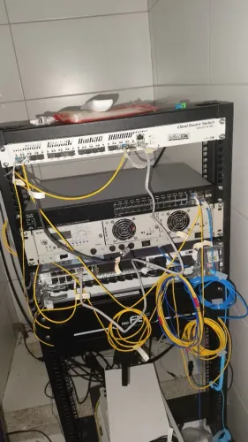 Kit Rack Completo para Provedor de Internet (ISP) ? Equipamentos em Pleno Funcionamento