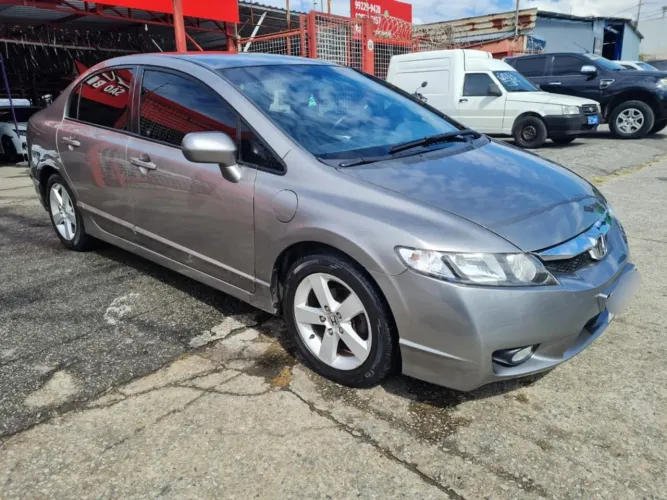 Honda Civic Sedan LXS 1.8/1.8 Flex 16V Aut. 4P 2009