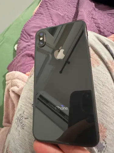 Vende -se iPhone X R$600,00