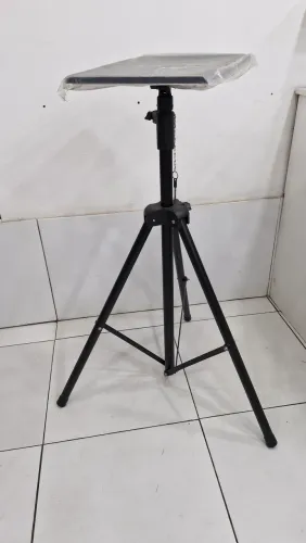 Pedestal para Projetores Altura 1,5m