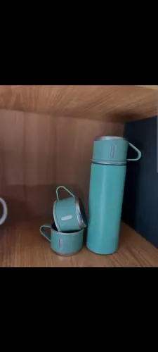 Kit de garrafa café+ 3 canecas - NOVO