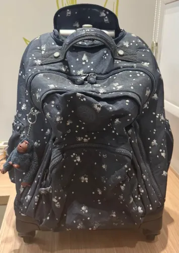 Mochila Kippling. Nova custa 2.100,00.
