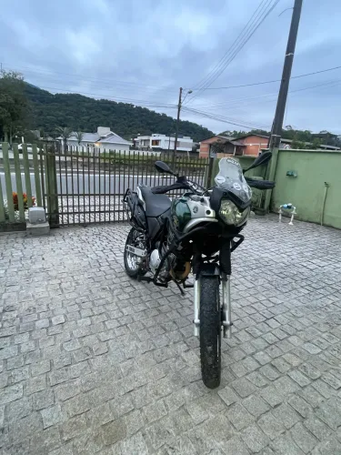 Tenere 2018 em ótima condição