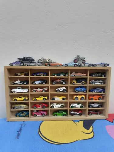 Coleção de carrinhos Hot wheels