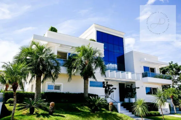 Luxuosa Residência em condomínio fechado - Jurerê Internacional!