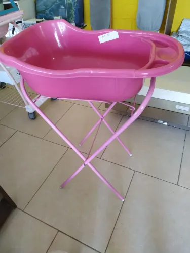 Banheira com suporte
