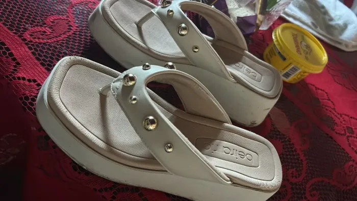 Vendo essa sandália tamanco