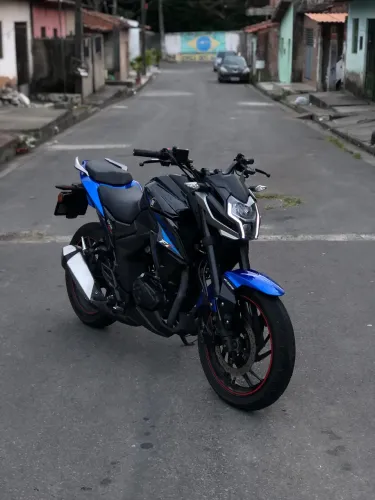 2024/2025 MOTO DE GARAGEM 5MIL KM RODADOS