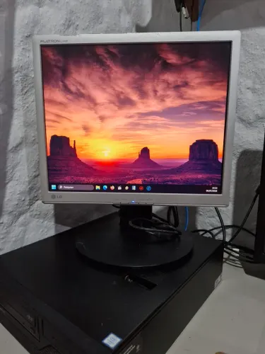 Monitor LCD 17" LG 1742P