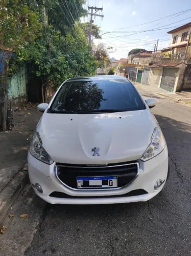 Peugeot 208 Griffe 1.6 Flex 16V 5P Aut. 2015