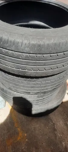 4 pneus semi novo 215 55 17