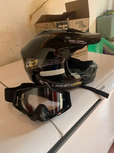 Capacete Pro Tork Liberty MX Preto + Óculos - Novo/Conservado