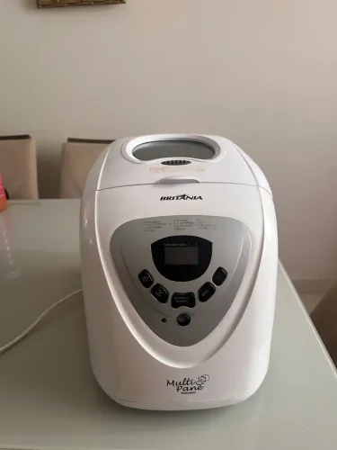Máquina de pão britania