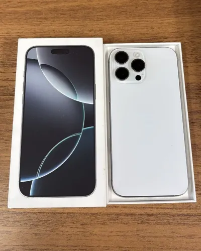 iPhone 16 Pro Max 256GB Branco estado de novo, completo! Loja física, parcelamos 18x!