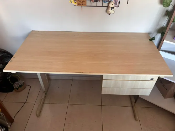 Escrivaninha para Escritório ou Home Office