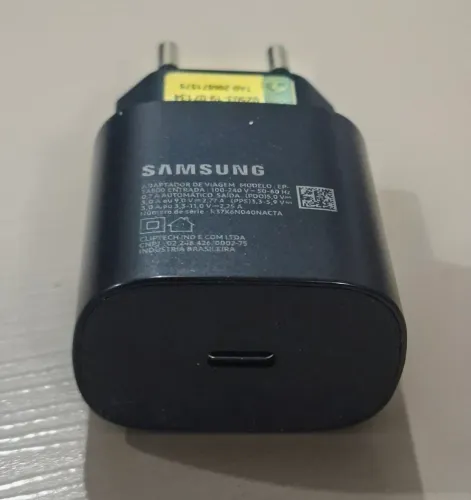 KIT COM 2 CARREGADORES ORIGINAIS SAMSUNG 25W - NOVOS