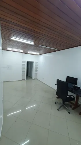 SALA COMERCIAL