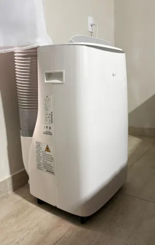 Ar Condicionado Portátil LG Dual Inverter 14.000 BTUs - 2 meses de uso - Garantia LG
